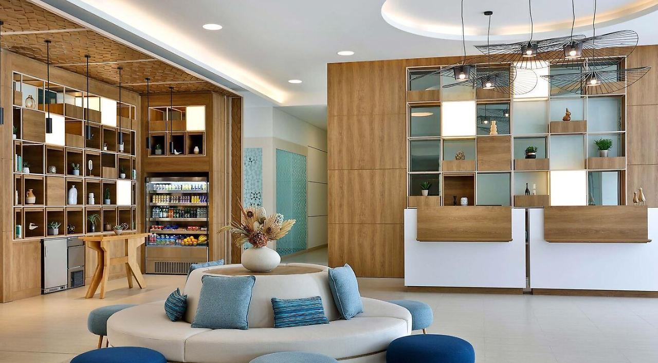 Element Airport Hotel Dubai